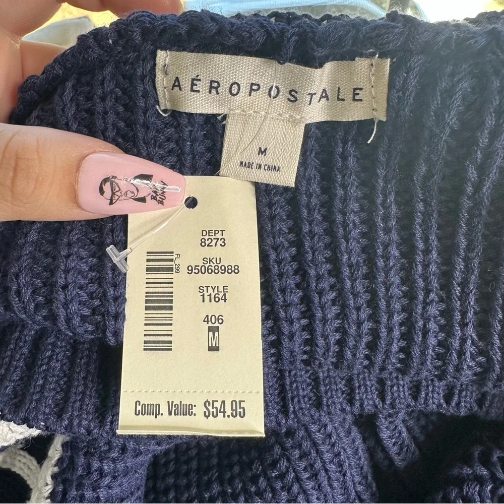 Nwt Aeropostale Navy and White‎ 'New York' spell out knit Sweater